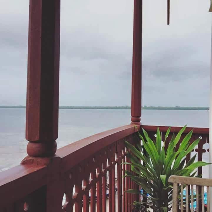 Beytsalam Bed & Breakfast Ламу Екстериор снимка